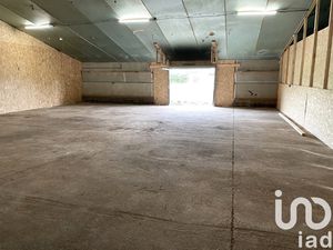 Vente Garage 150 m²