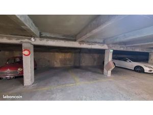 Location Parking sécurisé Versailles