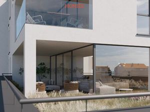 Appartement met 2 slaapkamers en mooi terras