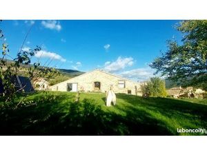 Maison 7 pièces 203 m²