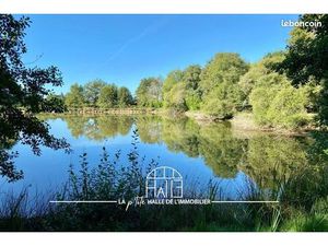 Propriété 2 pièces 81 m²