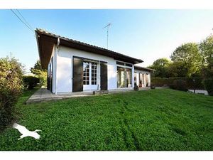 Vente maison 5 pièces 125 m² Boutiers-Saint-Trojan (16100)