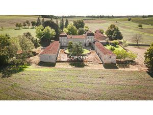 Maison T12 près de MONTREAL à vendre