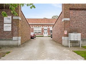 Commercieel te koop in Asse met 2 slaapkamers