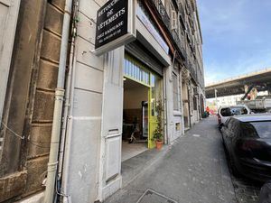 Vente local commercial 66m2 Marseille 3eme (13003) - 92000 € - Surface Privée