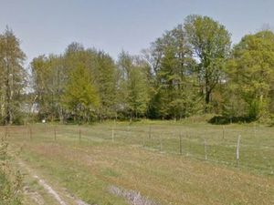Vente terrain 1200 m² Eyrans (33390)