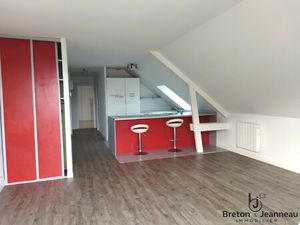 Location Appartement 2 pièces 47m² MAYENNE 53100