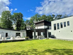 Vente maison 10 pièces 400 m² à Mérignies (59710)  1 095 000 €