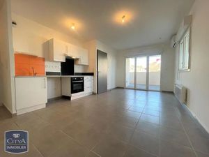 Appartement à louer 2 pièces 43.5 m² - Aramon (30) - 641€