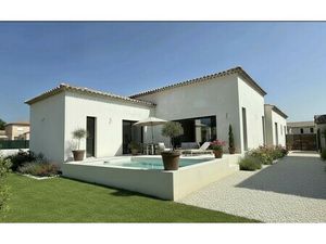 Villa de luxe à vendre à Arpaillargues-et-Aureillac