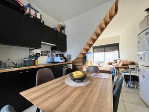 Petite maison 2 chambres avec cour - Dispo au 1er janvier