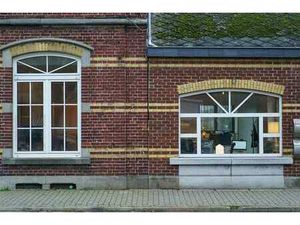 Bureau très bien situé sur un axe fréquenté