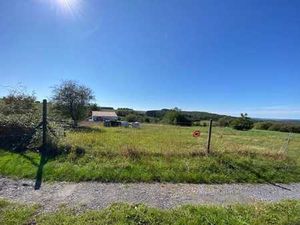 Terrain de 10 ares 50 centiares au calme