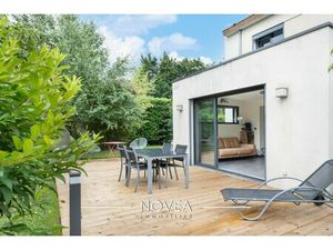 Maison de luxe à vendre à Neuville-sur-Saône