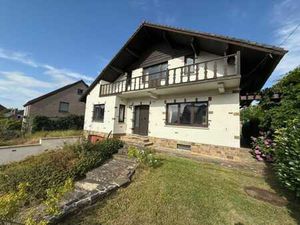 OPTION - Villa quatre façades  garage  grands espaces