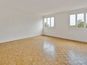 Location appartement 5 pièces 105 m² à Ville-d'Avray (92410)  1 970 €