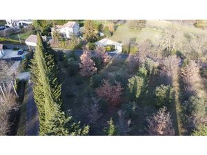 Vente terrain 1380 m² à Allan (26780)  155 000 €