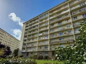 Location appartement 3 pièces 62 m² à Saint-André-les-Vergers (10120)  740 €