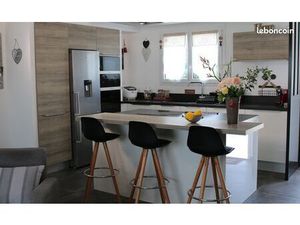 Maison 3 chambres avec garage proche Niort