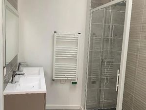 Location appartement 2 pièces à Libourne (33500)  887 €