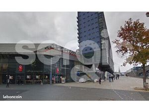 Studio 1 pièce 27 m²