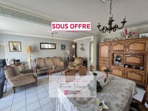 A VENDRE en Exclusivité à Saint Paul en Pareds - Maison de centre bourg de 117 m2 avec 3 c