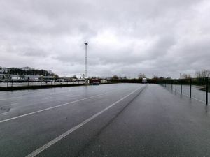 Verhard terrein / parking / buitenstockage te huur