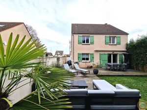 Vente maison 6 pièces 133 m² à La Norville (91290)  365 000 €