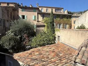 Vente maison 15 pièces 299.06 m² à Cotignac (83570)  339 200 €