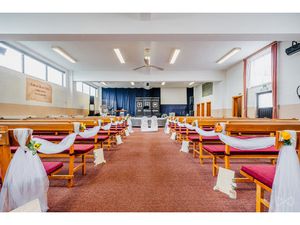 Huis te koop in La Louvière met 20 slaapkamers