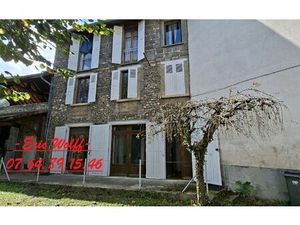 Maison Renage 303 m² T-7 à vendre  193 000 €