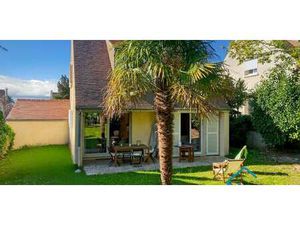 Maison avec jardin et terrasse Noisy-le-Roi (78)