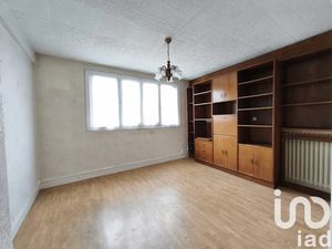 Vente appartement 2 pièces 38 m² à Livry-Gargan (93190)  141 000 €