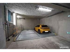 Parking rue Neyret Croix Rousse