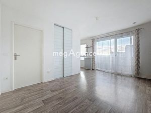 Vente appartement 2 pièces 40 m² à Les Mureaux (78130)  128 000 €