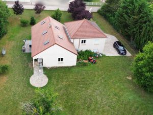 A VENDRE - Maison proche de sens à la campgne