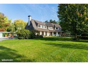 Maison 9 pièces 315 m²