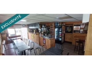 Vente locaux professionnels 100 m² à Corme-Royal (17600)  170 000 €