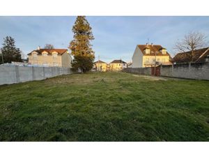 Vente terrain 503 m² à Pontault-Combault (77340)  225 000 €