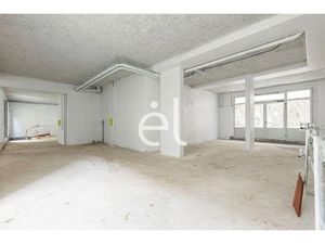 Vente locaux professionnels 242 m² à Paris 17ème (75017)  1 923 525 €