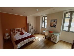 Location meublée appartement 125 m² à Auch (32000)  445 €