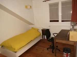 Location meublée appartement 7 pièces à Igny (91430)  440 €