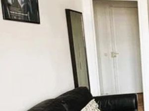 Location meublée appartement 1 pièce 28 m² à Clichy (92110)  550 €