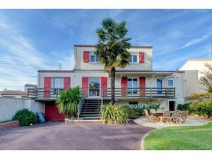 Vente UNIQUE dans le centre-ville du LOROUX-BOTTEREAU