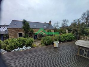 Location meublée appartement 68 m² à Penvénan (22710)  2 600 €