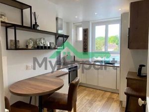 Location meublée appartement 2 pièces 33 m² à Livry-sur-Seine (77000)  750 €