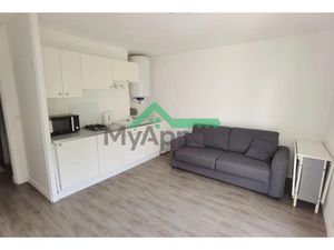 Location meublée appartement 1 pièce 22 m² à Poissy (78300)  730 €