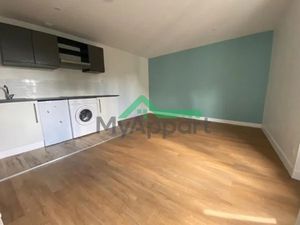 Location meublée appartement 1 pièce 22 m² à Yerres (91330)  720 €