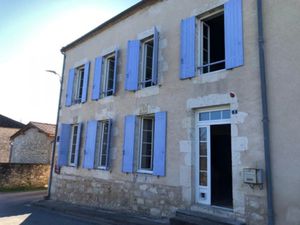 Location meublée appartement 6 pièces 157 m² à Allemans-du-Dropt (47800)  900 €