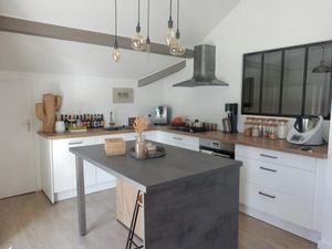 Location meublée appartement 4 pièces 97 m² à Drumettaz-Clarafond (73420)  1 040 €